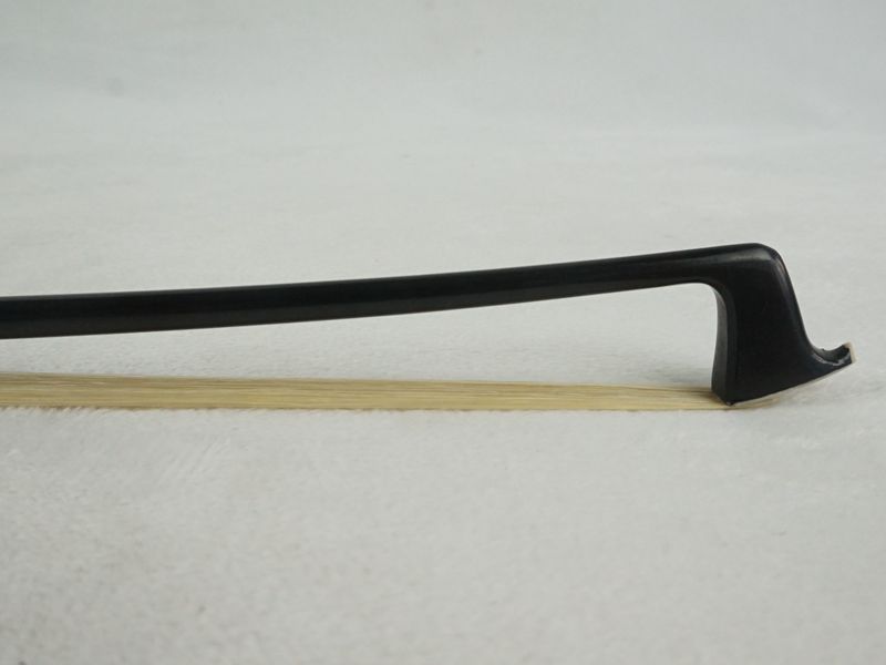 Colour Pearl Ebony Frog Black Carbon Fiber Violin Bow Model VB010C - Image 5