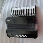 Piano Accordion 16 Bass 25 Key PA25K16B