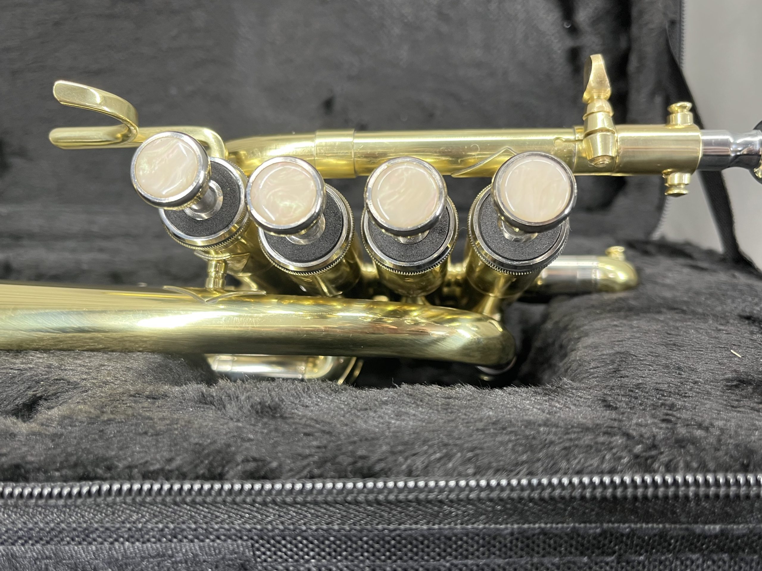 Gold Lacquer Brass Bb/A Tone Piccolo Trumpet - Image 4