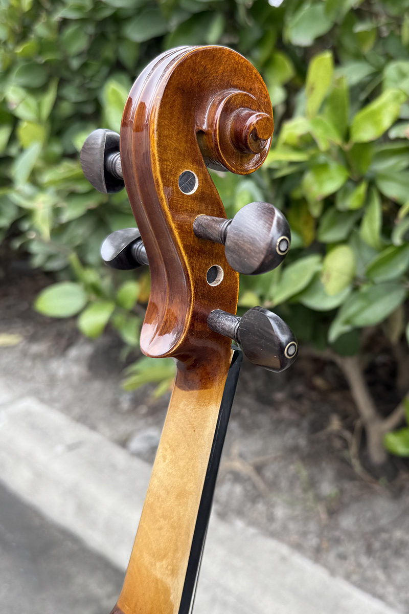 Glossy Red Brown Flame Maple Carved Spruce Violin - Image 6